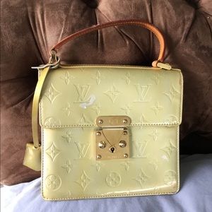Louis Vuitton Vernis Street Bag